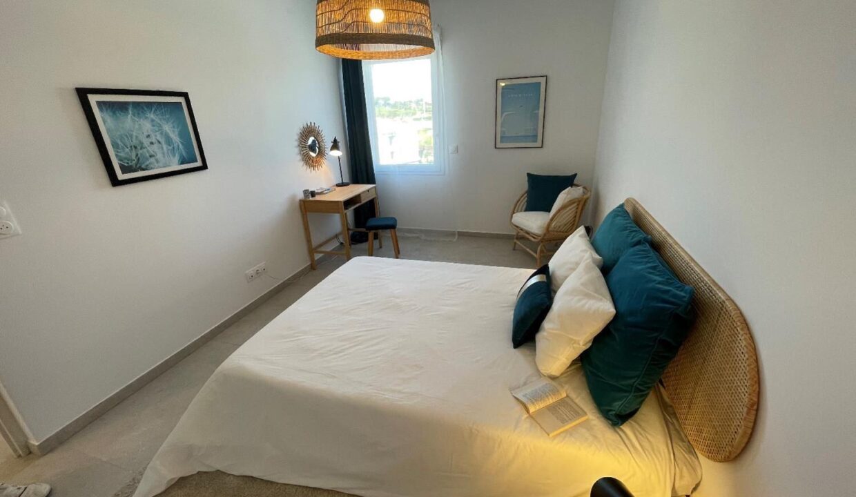 Media_9_horizon-marine